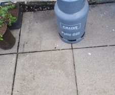 cylinder of barbecue gas