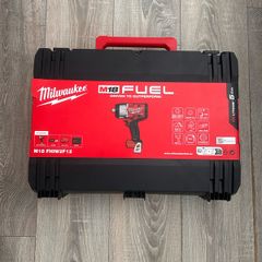 Milwaukee M18 Fuel High torque Impact Kit