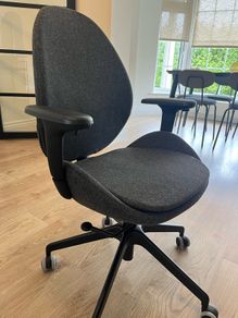 Office Desk Chair IKEA HATTEFJALL with armrests