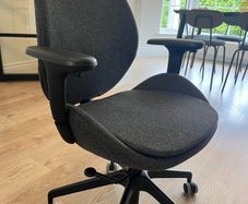 Office Desk Chair IKEA HATTEFJALL with armrests