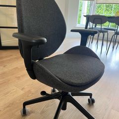 Office Desk Chair IKEA HATTEFJALL with armrests