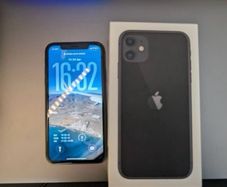 iPhone 11 64GB Like New