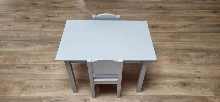 Children's Table & Chairs