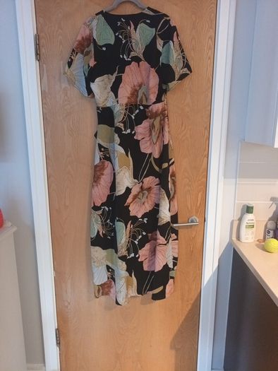 Girl In Mind Dress.   S. 12.  New.