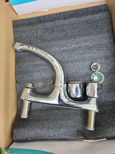 Kitchen tap
