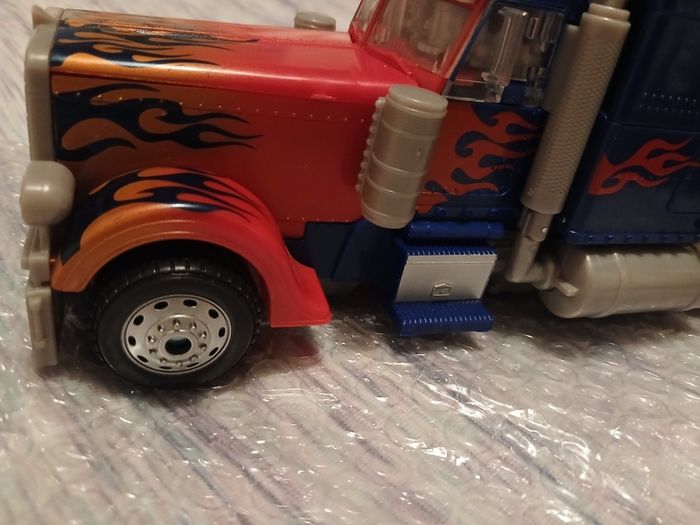 Transformer Optimus Prime