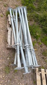 Galvanised Adjustable Steel Supports