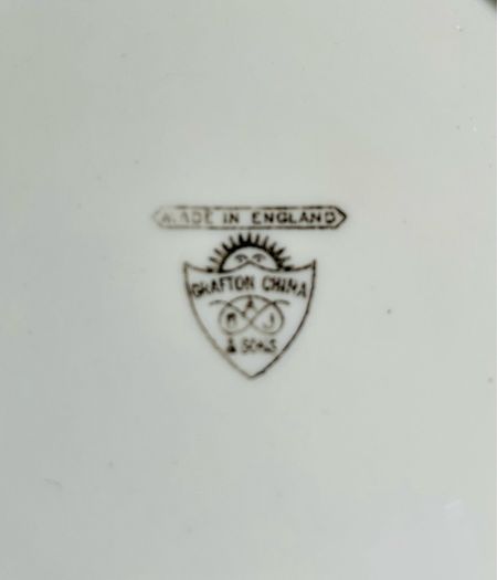 Antique Sandwich Plate
