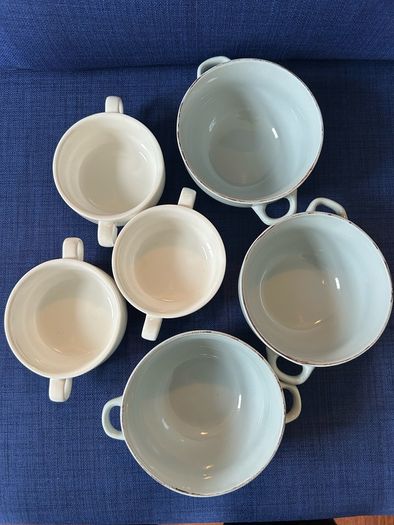 soup bowls x 6