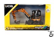 BRITAINS Muddy JCB Midi Excavator 1:32 Brand New Sealed Authentic 1:32 scale model replica.Constructed from die cast metal and plastic.Compatible with most 1:32 scale Britains models.Suitable for indoor and outdoor play.