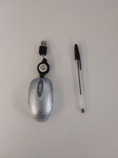 Changing Light Mouse