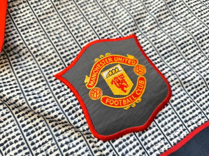 Mint 1995/96 Manchester United "Invisible" Umbro Away Jersey Size 3XL Adults