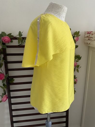 Statement bright yellow top size 10 cape effect short sleeve top