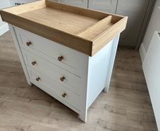 Mama's & Papa's Chest of Drawers w/ baby changer