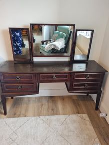 Antique dressing table