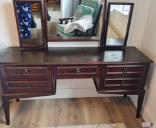 Antique dressing table