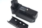 Sony BG-3DIR Battery Grip for Sony A6000 &amp; A6400 + 2 Batteries