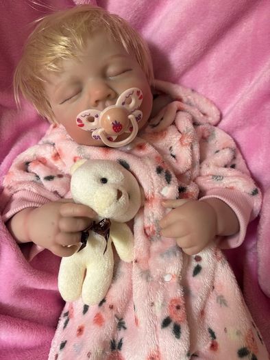 Reborns By Laura.  Shhh Baby Ashley Is Sleeping.  Stunning 5lb Reborn Doll.  Welcome To View