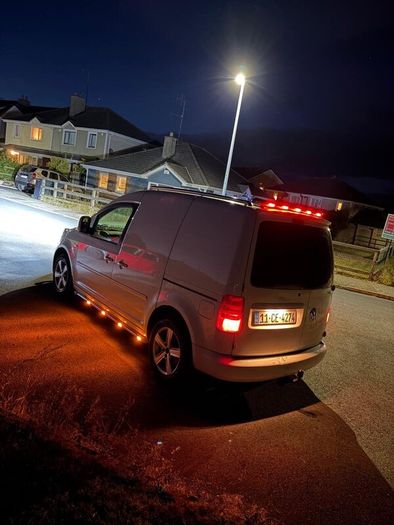 Volkswagen Caddy 2011