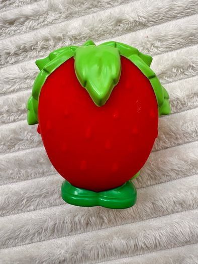 Shopkins Strawberry Kiss Colour Changing approx. 12 cm. Used Please see photos