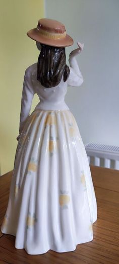 Royal Doulton Susannah HN 4221