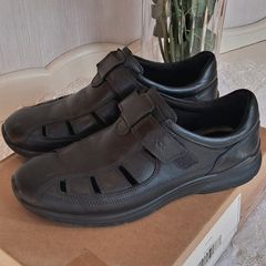 Men's Ecco Leather Black Sandels