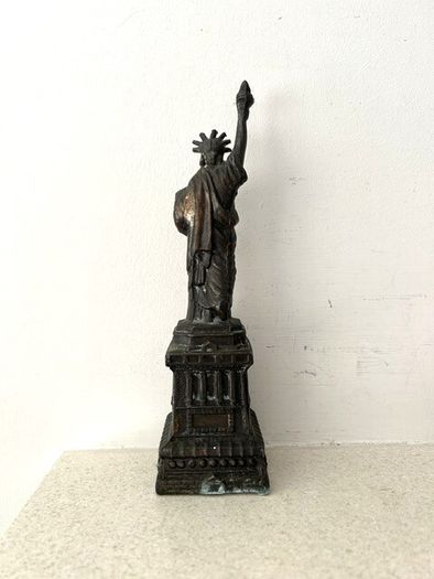 Vintage A.C. Rehberger Chicago Statue of Liberty