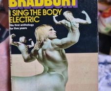 Ray Bradbury - I sing the body electric [centaur cover edition]