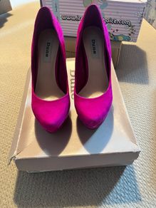 Dune Pink heels