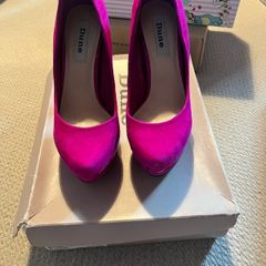 Dune Pink heels