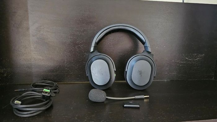 Razer Barracuda X Gaming Headset (2.4Ghz and BT)