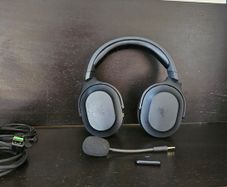 Razer Barracuda X Gaming Headset (2.4Ghz and BT)