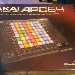 Akai APC64 - Ableton controller & 8 track sequencer