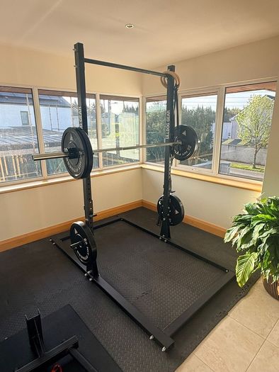 Bulldog Gear - Home gym series squat rack with pull up bar.