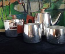 vintage Sona  tea set with biscuit barrel