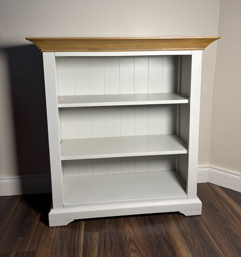 New England style open bookcase