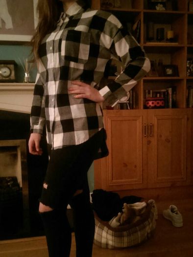 Ladies Checkerboard Shirt. Size 12