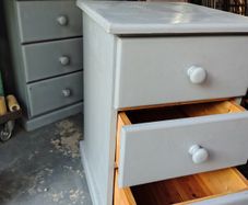 Bedside lockers
