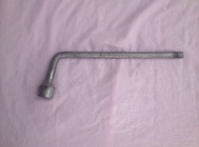Wheel brace