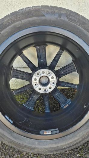 Genuine BMW X5 / X6 20-inch 748M Alloy Wheels, Tyres and TPMS