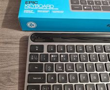 JLAB Epic Wireless Keyboard - Black + mouse