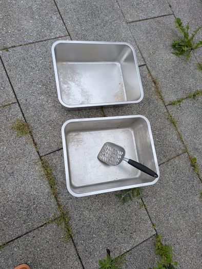 Stainless-steel Cat litter box and scoop
