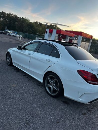 Mercedes Benz c220 Amgline