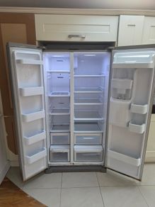 Samsung American style double fridge