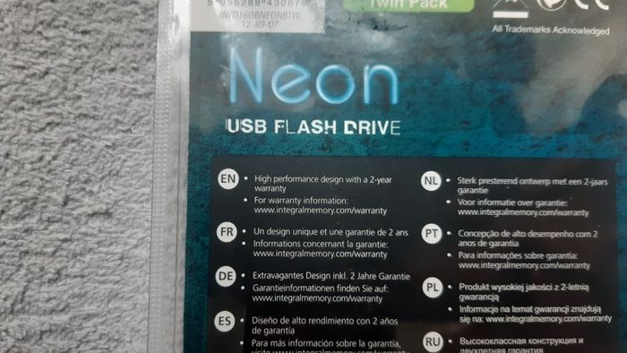Integral Neon USB Flash Drive 32GB (2x16GB) Memory Stick Home Office School College