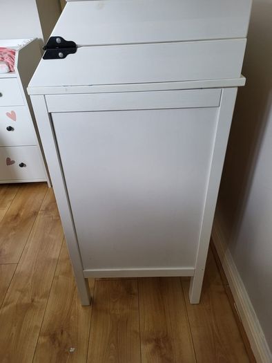 Ikea changing table