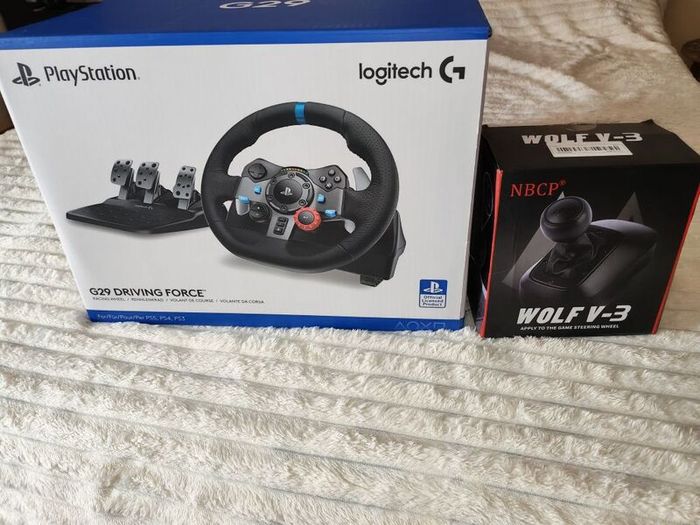 racing wheel and steering wheel