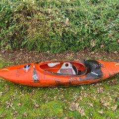 Pyranha H2 kayak creek boat