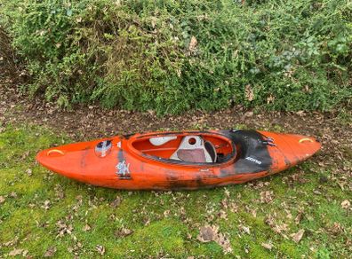 Pyranha H2 kayak creek boat