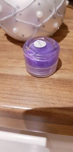 Purple Eyeshadow Dust